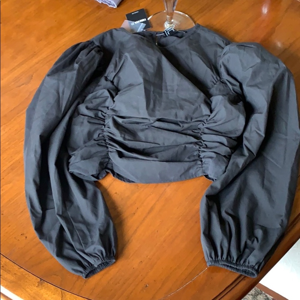 Forever 21 top with tags black